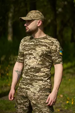 Футболка чоловіча з кишенею на плечі піксель Футболка чоловіча з кишенею на плечі піксель