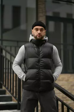 Жилетка зі шкірозамінника чорна 'Puller' чоловіча Жилетка зі шкірозамінника чорна 'Puller' чоловіча