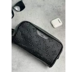 Клатч Louis Vuitton чорний шкіряний Клатч Louis Vuitton чорний шкіряний