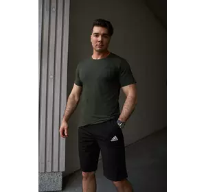 Комплект чоловічий Adidas: футболка хакі + шорти чорні Комплект чоловічий Adidas: футболка хакі + шорти чорні