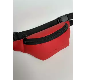 Бананка Tommy Hilfiger червона змійка пластикова Бананка Tommy Hilfiger червона змійка пластикова