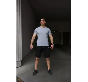Комплект чоловічий Reebok: футболка сіра + шорти чорні Комплект чоловічий Reebok: футболка сіра + шорти чорні